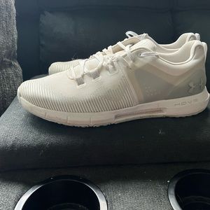 Under armor hover size 12
